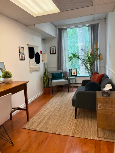 I am subletting a cozy and modern, light-filled psychotherapy office in the heart of Yorkville. The...