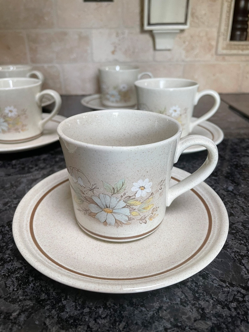 Royal Doulton Florinda tea/coffee cups and saucers , used for sale  