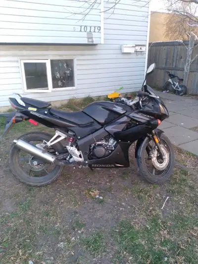 Selling my Honda CBR 125R, a reliable and fuel-efficient motorcycle perfect for beginners or city co...