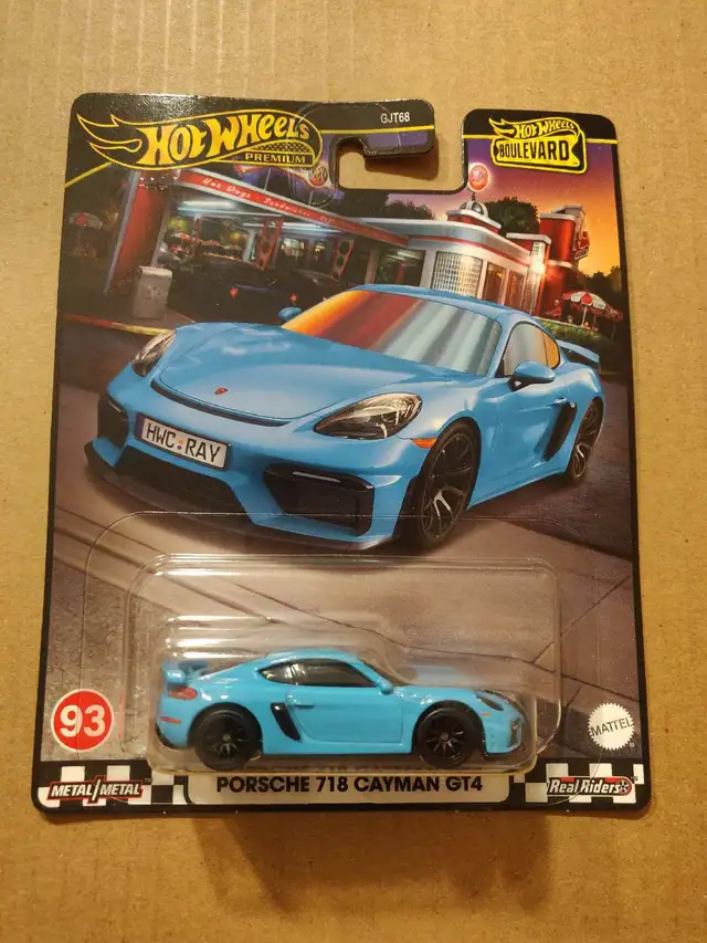 New Hot Wheels Boulevard Porsche 718 Cayman GT4 1:64 diecast car in Toys & Games in City of Toronto - Image 2