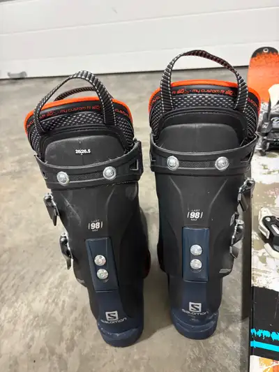 Skis  and boots , View more