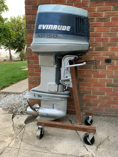 Evinrude outboard 150 HP good reliable motor good compression Comes with Controls Powerful reliable...