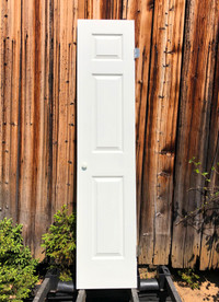 1 porte blanche pour garde-robe avec pentures 17,5”x80" à 20$