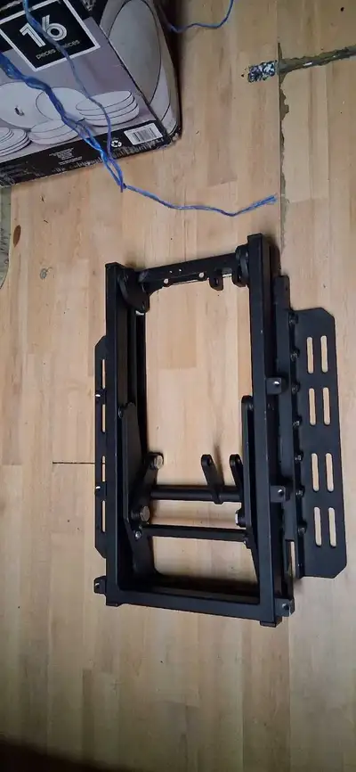 For sale is a used REAC TS0009 heavy-duty power wheelchair seat lift and tilt mechanism, offering ro...