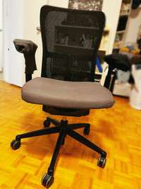 Free pick up office chair 
