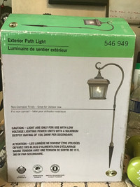 4 Hampton Bay Exterior Path Light, Low valtage -each $20