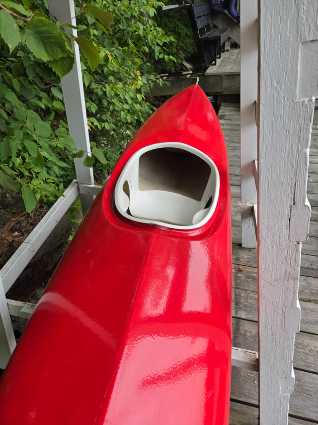 KAYAK, fiberglass in Water Sports in Muskoka - Image 4