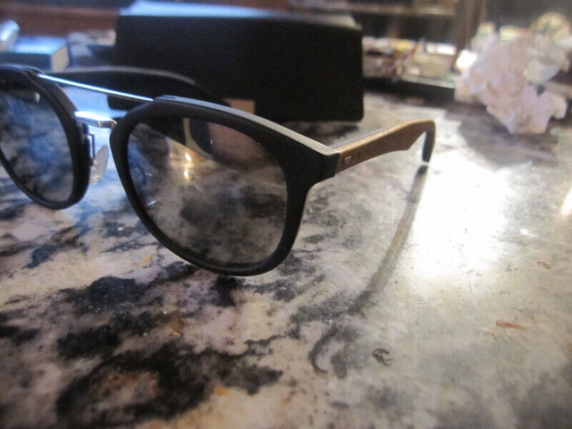 Hugo Boss Sunglasses Boss 0777/S Brand New Made in Italy & Case in Men's in City of Toronto - Image 3