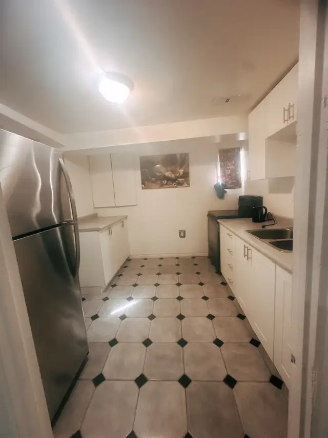 Basement for rent  in Room Rentals & Roommates in City of Toronto - Image 6