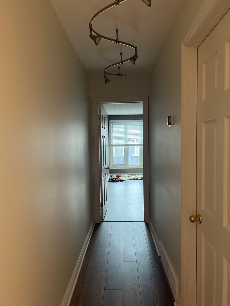 Main Floor Available + 1 BDRM Room Rentals & Roommates North Bay