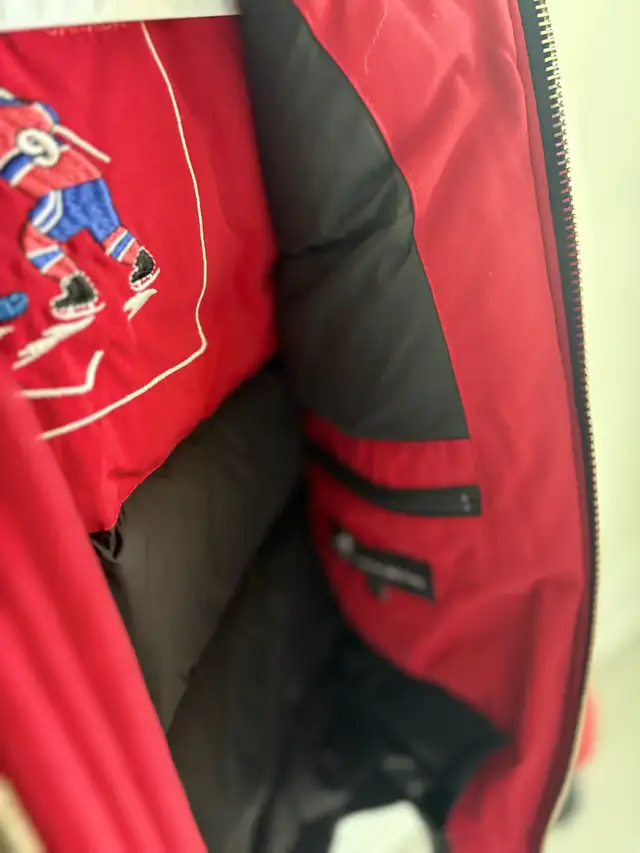 Kids Large Moose Knuckle jacket in Kids & Youth in Oshawa / Durham Region - Image 8
