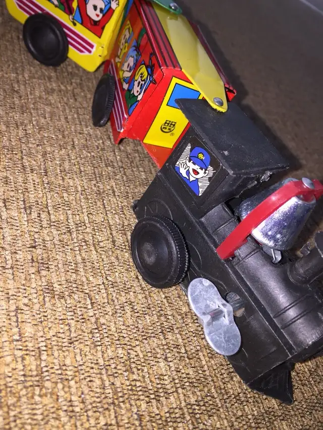 Classic Tin  Wind up Iron Train /Firm price  in Arts & Collectibles in Calgary - Image 4