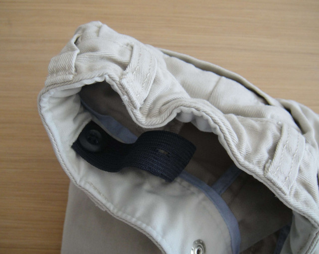 babyGap Toddler Khakis - Size 2T in Clothing - 2T in Ottawa - Image 2