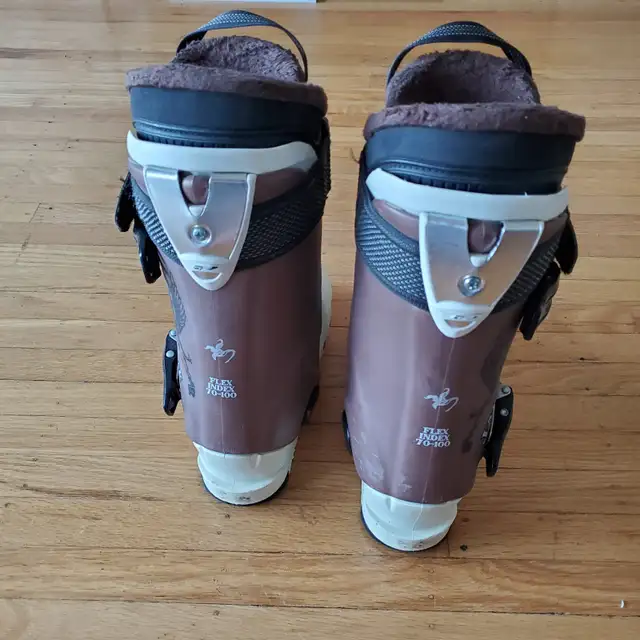 Womens Dalbello Italian Krypton ski boots 266 mm in Ski in Downtown-West End - Image 4