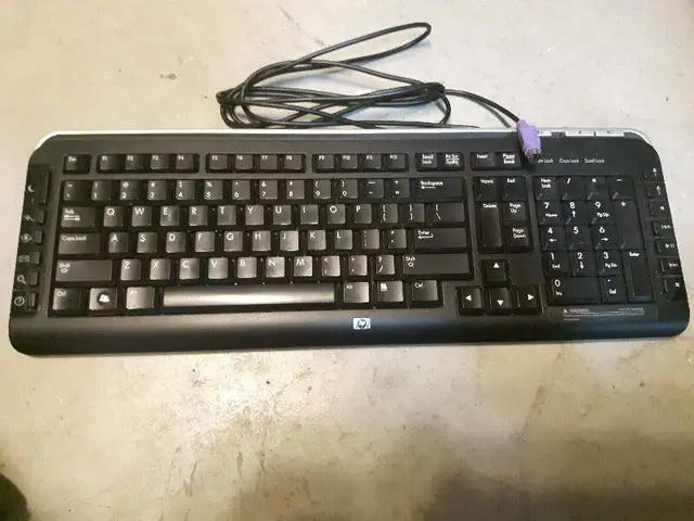 Clavier HP + in Mice, Keyboards & Webcams in Longueuil / South Shore - Image 2