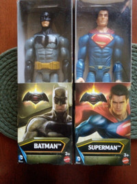 Batman & Superman action figures
