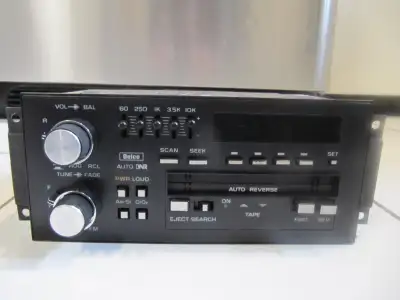 AC Delco Model 16050353 AM FM Cassette Stereo Equalizer Cir 1987, View more