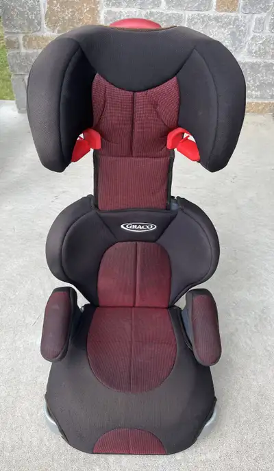Graco Booster car seat in good condition, View more