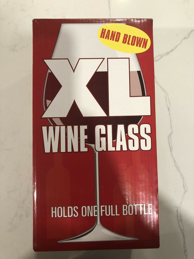 NEW - Clear XL Wine Glass - Holds 1 Full Bottle - Fun gift! in Kitchen & Dining Wares in Ottawa - Image 5