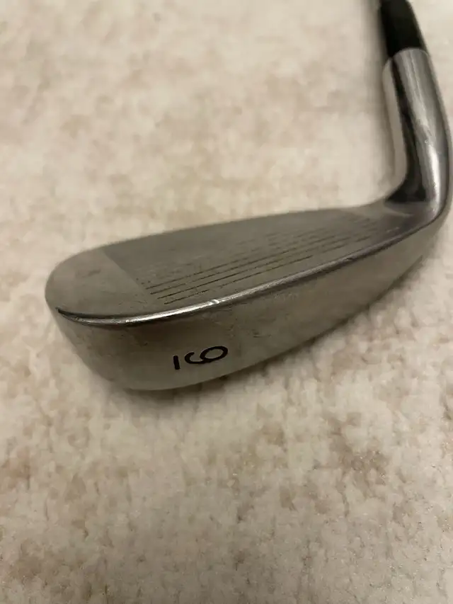 Jazz Rally 9 iron right handed in Golf in Oakville / Halton Region - Image 4