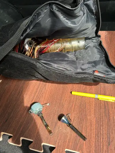 Decorative Glass Vase with Protective Carry Case