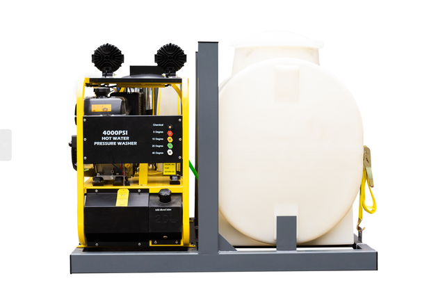 Industrial 4000 PSI Hot Pressure Washer – Powerful Cleaning Mach in Other in Belleville - Image 2