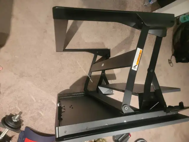 Ergotron Standing Desk in Desks in Ottawa - Image 6