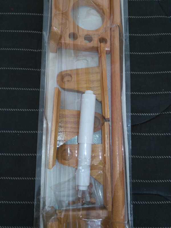 Open Box Likewise Wooden 4 Pc Bathroom Accessories Set Missing O in Home Décor & Accents in Sunshine Coast - Image 3