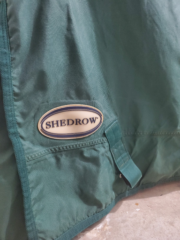Green Shedrow Winter Blanket in Equestrian & Livestock Accessories in Markham / York Region - Image 3