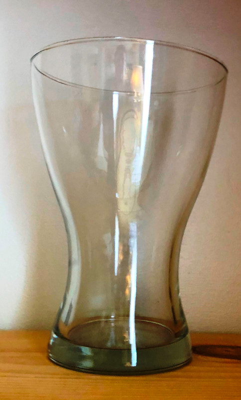 glass vase dans Décoration intérieure et accessoires  à Longueuil/Rive Sud - Image 4