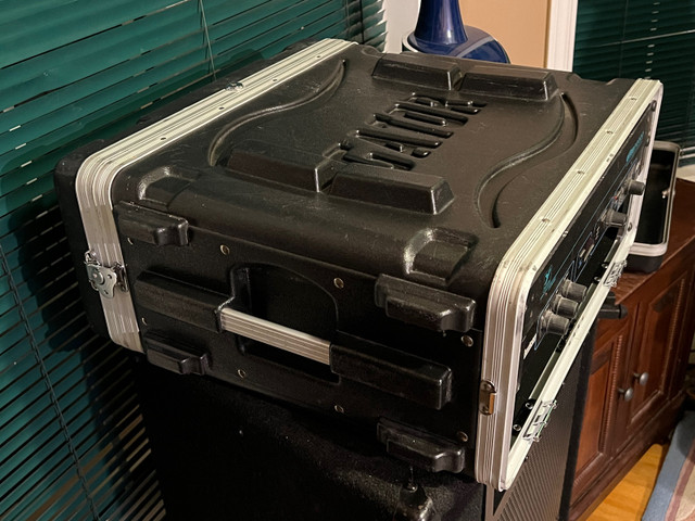 Gator 4 Space Rack Case in Pro Audio & Recording Equipment in City of Toronto