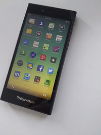 Blackberry leap unlocked, spot on screen