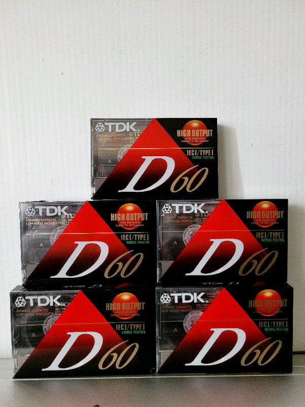 12X TDK  D60 Normal  Bias  Type-1 Blank  Audio Cassettes $5 Each dans CD, DVD et Blu-ray  à Ville de Montréal - Image 2