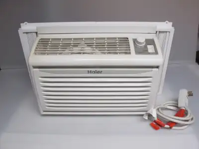 Compact Haier 5000 BTU Haier Window AC Clean works grt!, View more