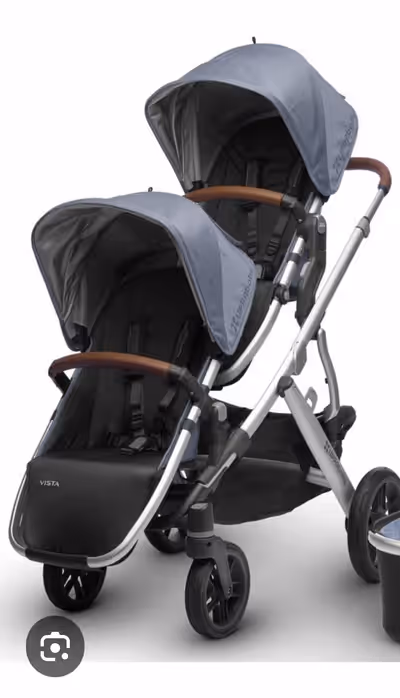 UPPAbaby Vista Stroller+ RumbleSeat Like new condition Only used during summer months Blue colour