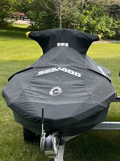 For Sale 2017 Seadoo Spark 90 hp, 3 up, IBR with front compartment and boarding step. Great conditio...