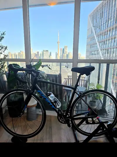 2022 Giant Contend 3 – Medium – Like New – $900, View more