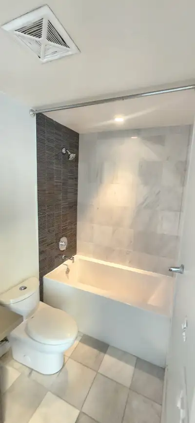1 bedroom @ 33 Shore Breeze Dr Etobicoke, ON M8V0G1