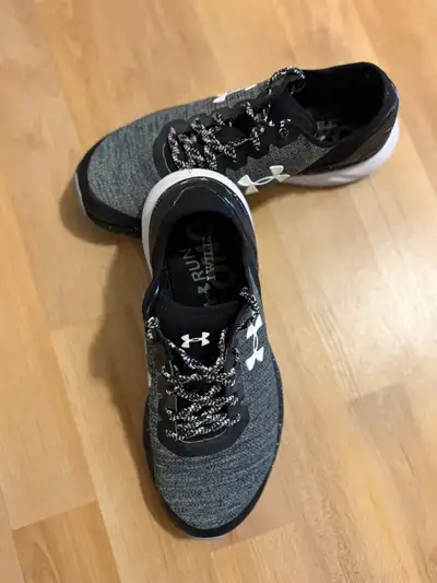 Like New Under Armour Shoes , View more