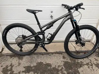 vélo de montagne 2025 Specialized Stumpjumper 12 V S4 Neuf /new , View more
