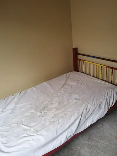 Bedroom for rent at Sandstone