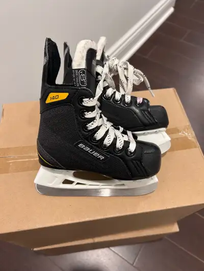 Bauer Kids  Hockey Skates- size 8, View more