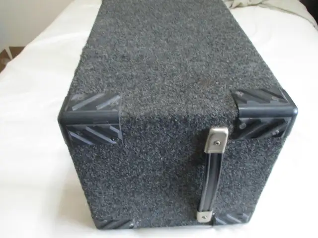 5 space rack in Pro Audio & Recording Equipment in Hamilton - Image 4