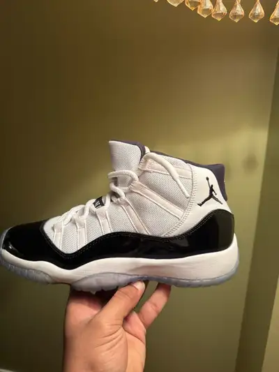 Jordan 11 Retro size 40 EUR, View more