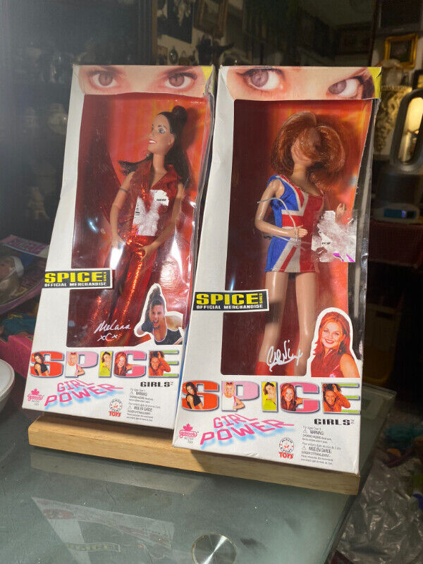 Spice Girls Official Girl Power 2 Dolls in Arts & Collectibles in Vancouver - Image 2