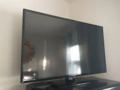 TV 42'' LG, View more
