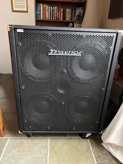 Bought new from L&M 4 years ago and never left the jam space. In almost new condition with minimal s...