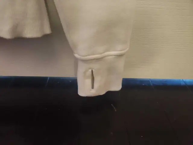 Lulu Hoodie  ( Ladies ) 8 in Women's - Tops & Outerwear in Ottawa - Image 5