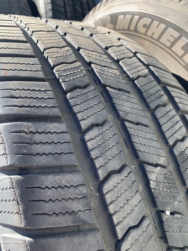 Michelin Defender LTX M/S 275/55/20 set of 4 Tires & Rims