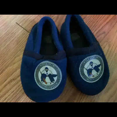 Toddler boys size 11 Toronto Maple Leaf Slippers, View more